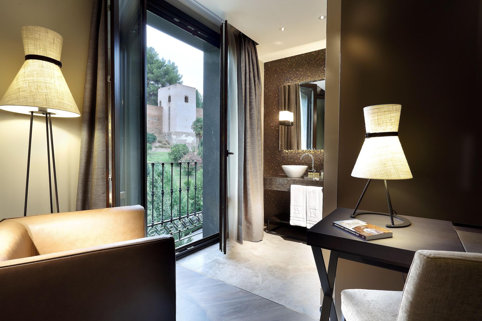 Aurea Washington Irving By Eurostars Hotel Company Γρανάδα Εξωτερικό φωτογραφία A room at the hotel