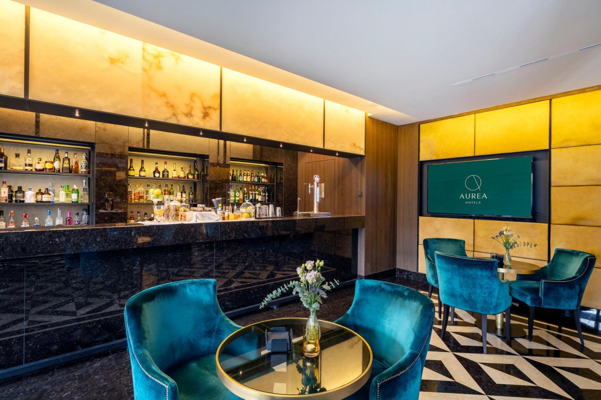 Aurea Washington Irving By Eurostars Hotel Company Γρανάδα Εξωτερικό φωτογραφία The bar at the ABAR lounge